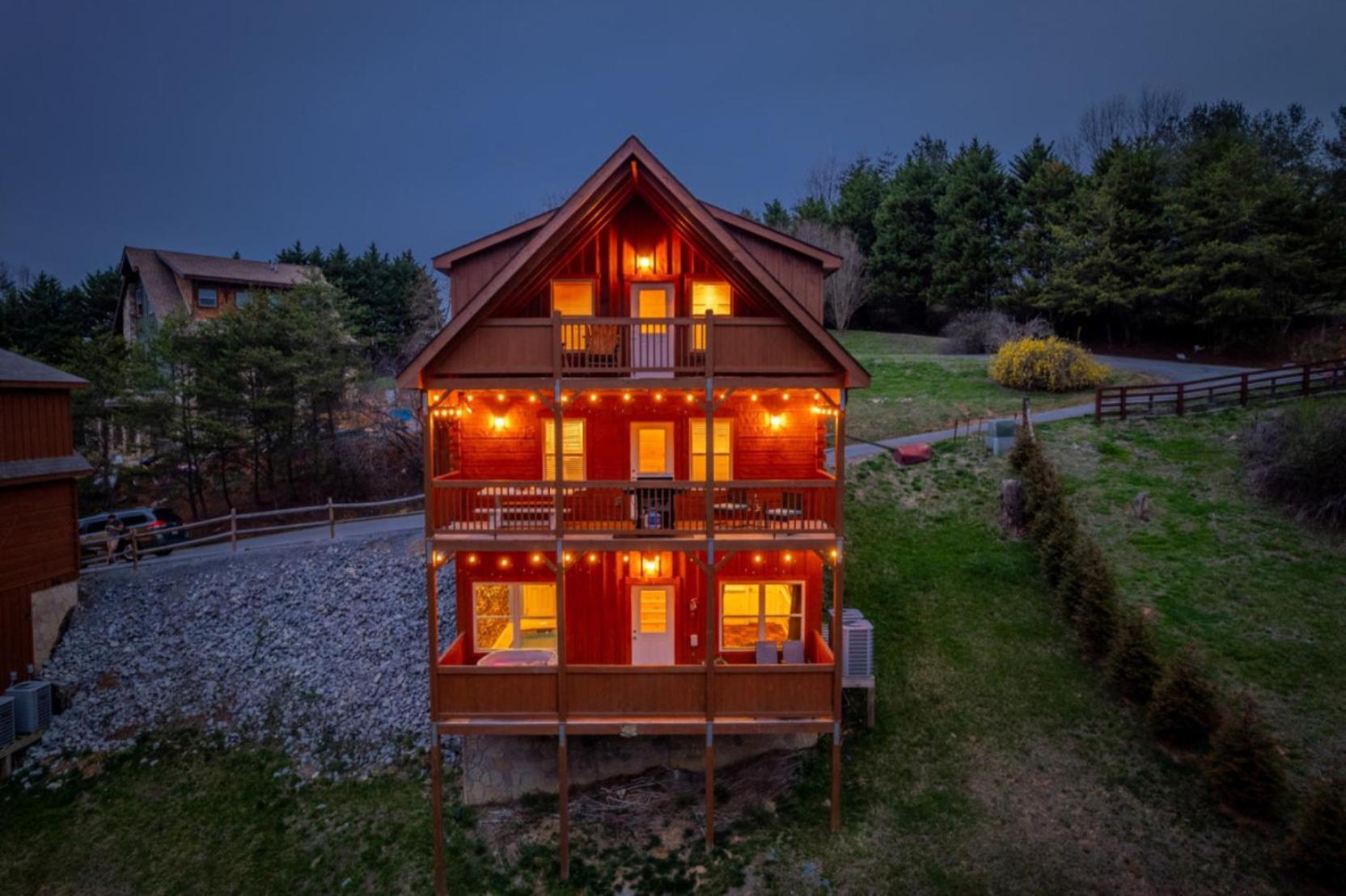 Chalet Rustic Mountain Retreat By Ghosal Luxury *
