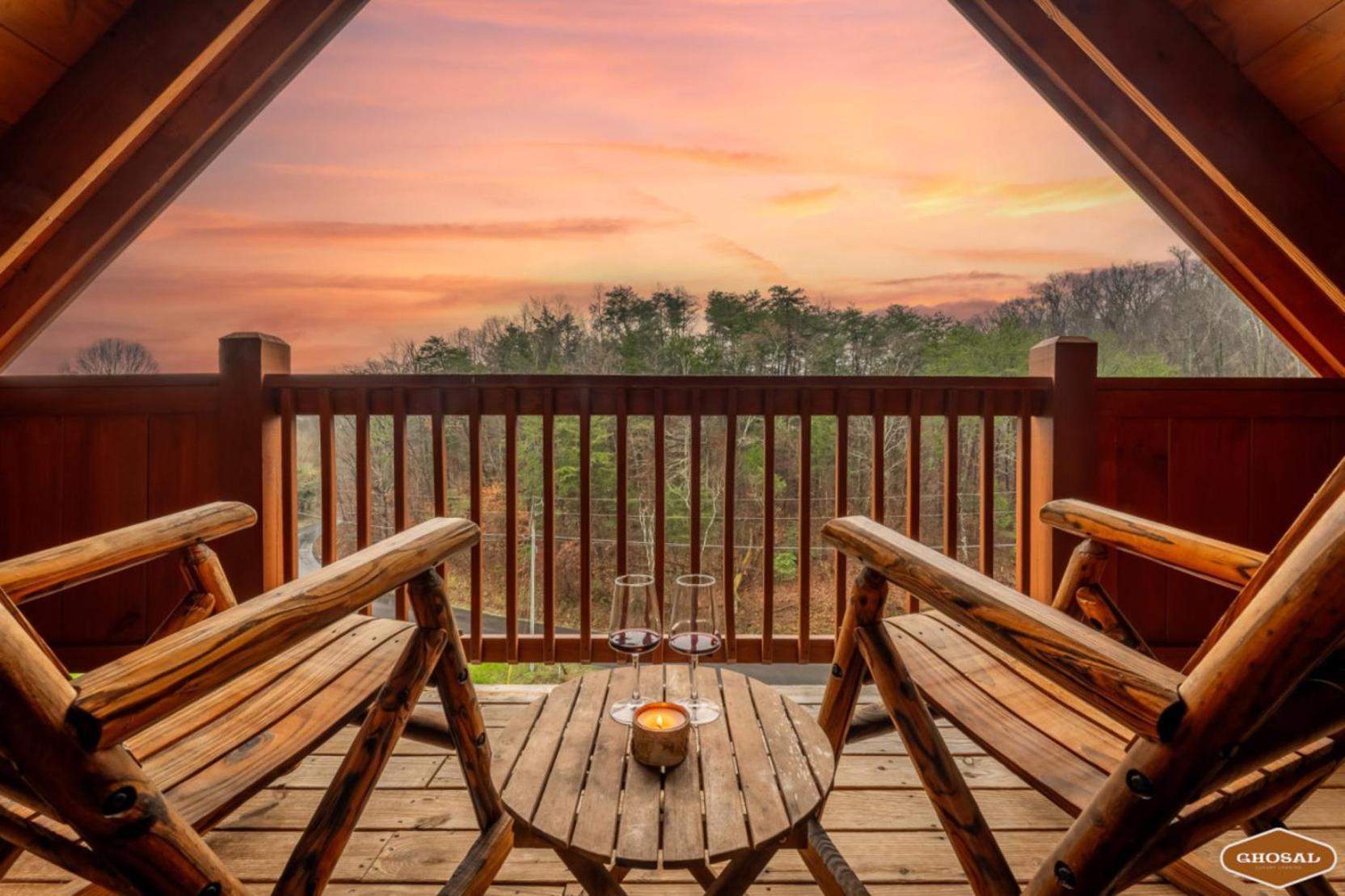Chalet Rustic Mountain Retreat By Ghosal Luxury Pigeon Forge