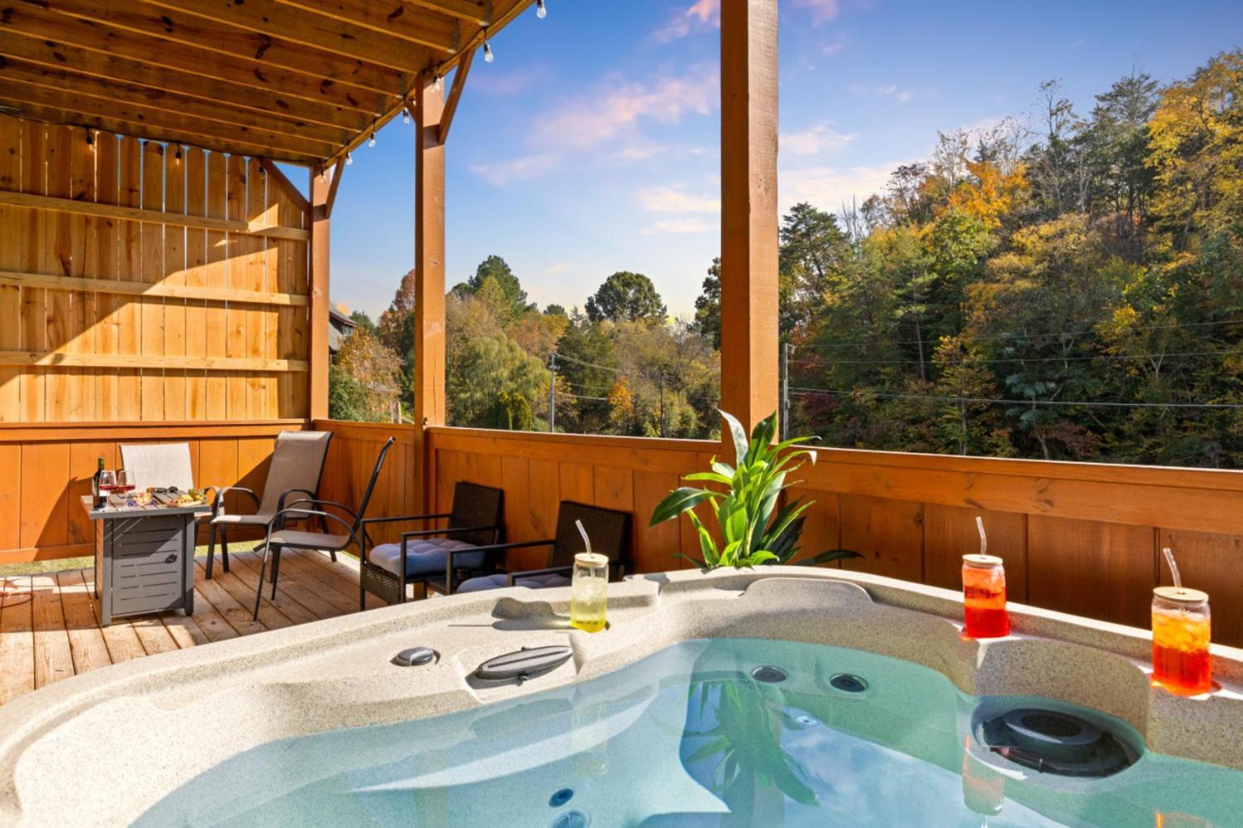 Rustic Mountain Retreat By Ghosal Luxury Chalet Pigeon Forge